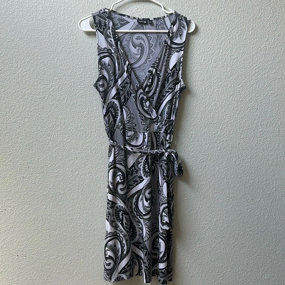 Women’s Apt 9 Dress Size Medium‎